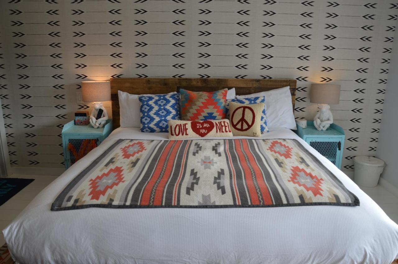 Hotel Dylan Woodstock Bagian luar foto